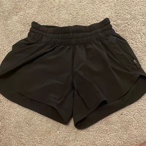 Lululemon Tracker V Short 4”